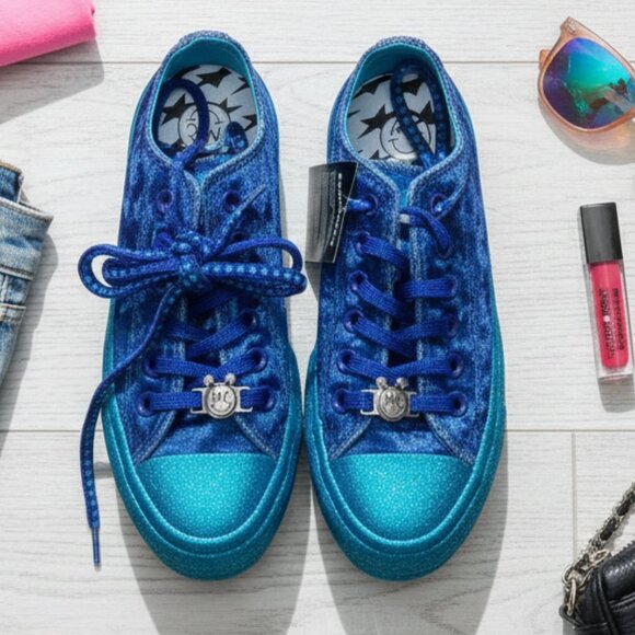Converse Shoes - NWT Miley Cyrus x Converse Chuck Taylor Platform Ox - Blue Velvet - Sz 5.5